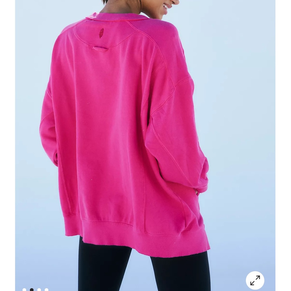 pink crewneck sweatshirt
